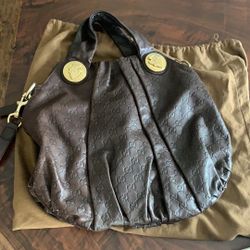 Large Gucci Bag in Excellent Condition 