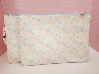 hello kitty pencil pouch.