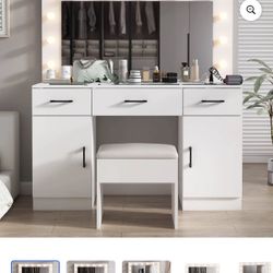 Ktaxon Large Makeup Vanity, Get Ready with Me GRWM Vanity Table Set w/ Visible Glass Top w/ Charging Station,White