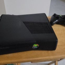 Black Xbox 360 Console Fs