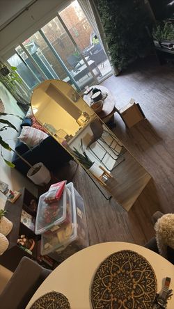 Kickstand Full Body Mirror (gold)