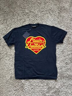 Lv shirt size small