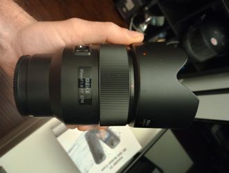 Full Frame Sony FE Lens 85mm F1.8