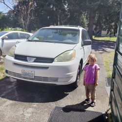 Toyota Sienna 2004