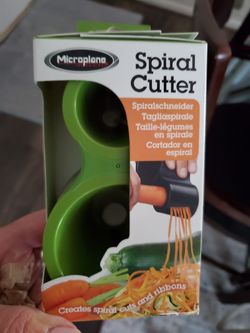 Spiral veggie cutter, new