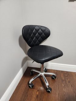 Black Quilted Faux Leather Rolling Stool Chair