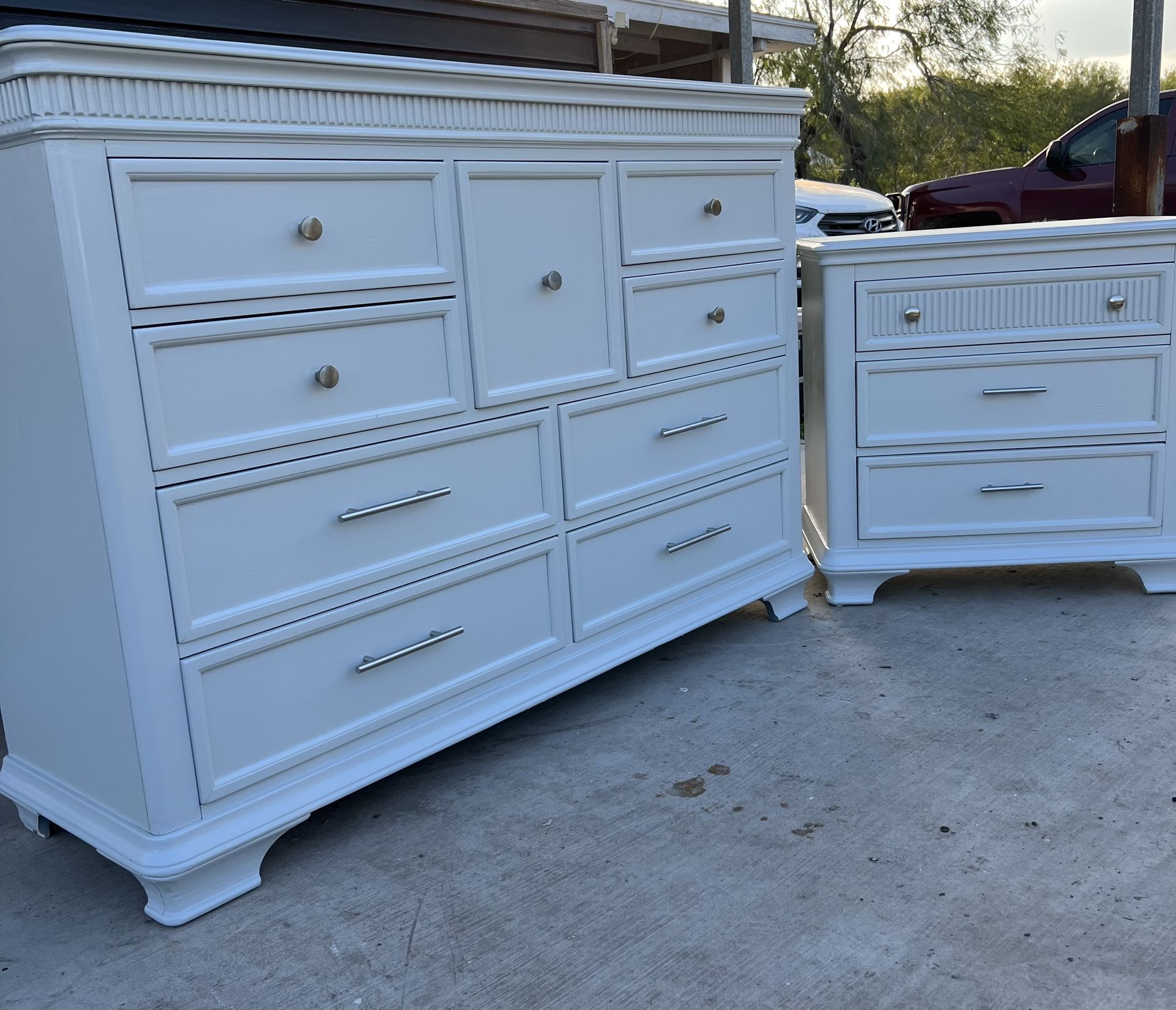 Dresser With Nightstand 