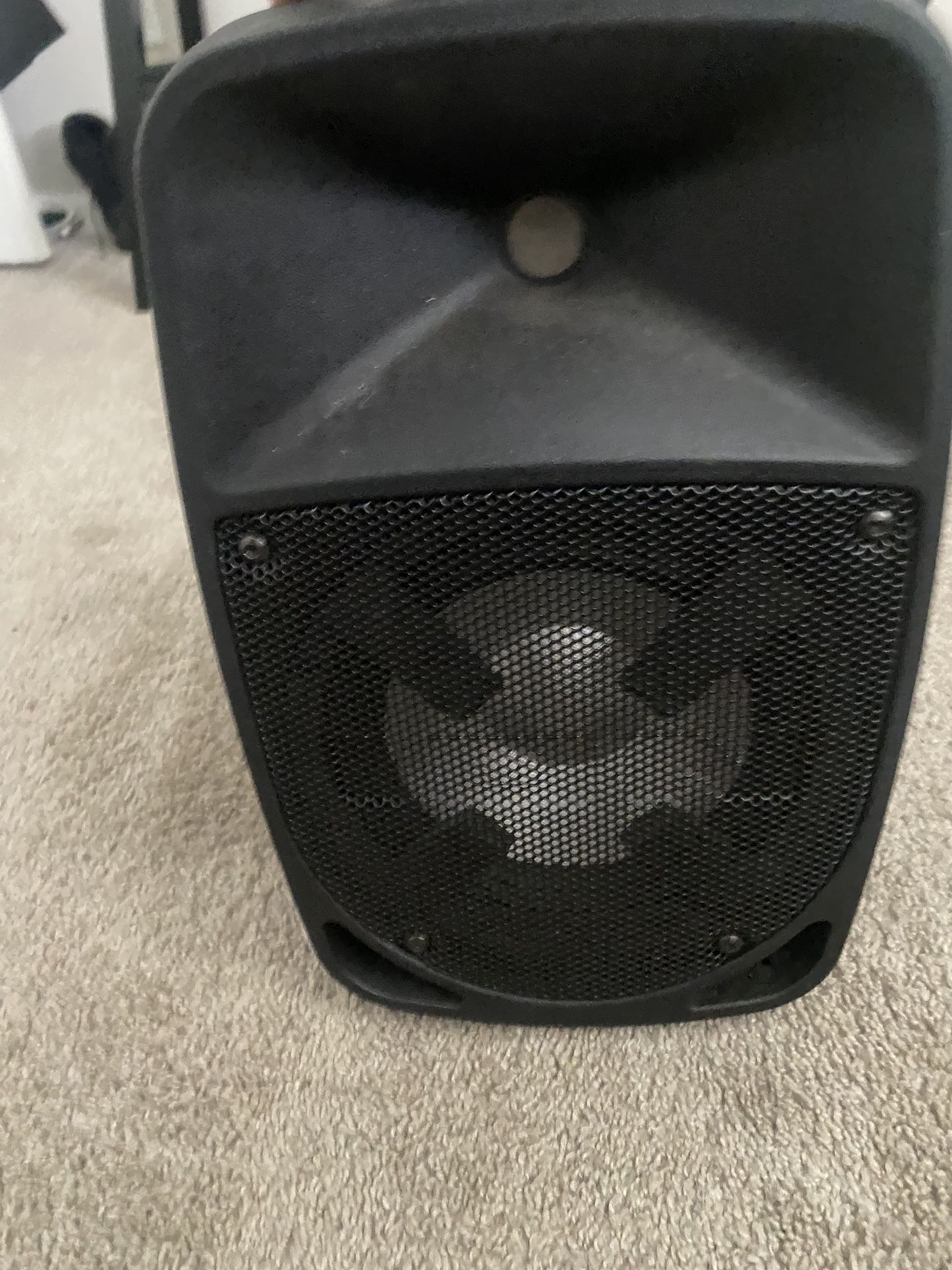 Speaker for Sale in Winstonsalem, NC OfferUp