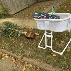 Curb alert - Corner Of Leonora & Verosa (White Station/Summer Area)