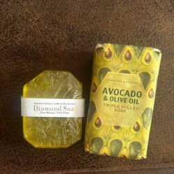 BRAND NEW- Scented Artisanal Soap Set 
