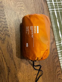 Rei stratus sleeping pad *UNUSED*