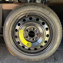 Hankook 400 125/80D16 Tire