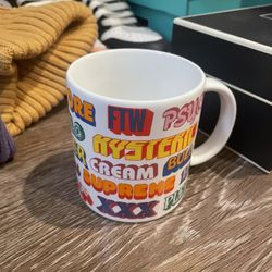 Supreme Mug