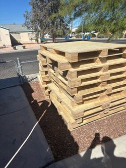 Free wood pallets