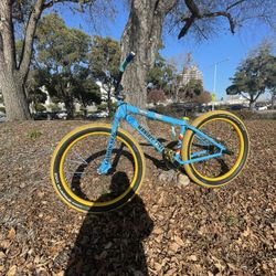 Maniac Flyer TRADES AND OFFERS