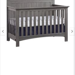 Convertible Crib Set 