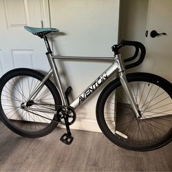 Aventon mataro fixie bike size 55cm