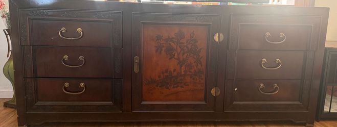 Bernhardt Bedroom Dresser Set