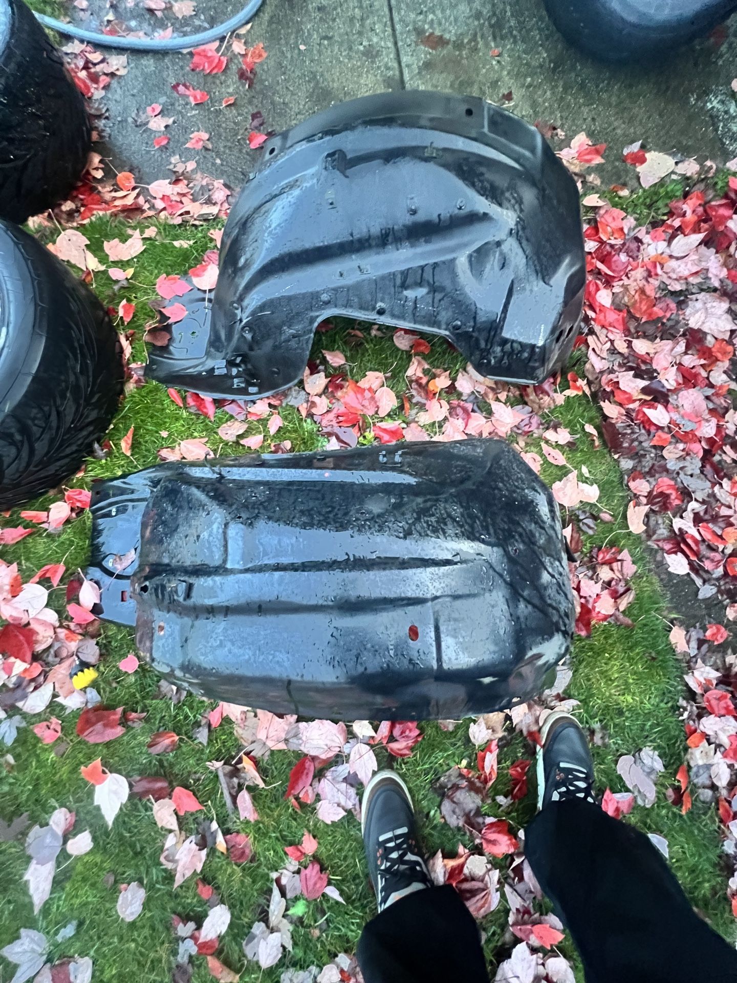 91-96 Impala SS/Caprice Inner Fender Wheel Wells