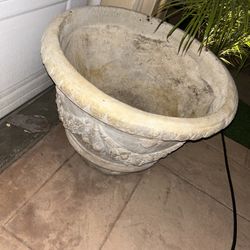 Two Stunning Large Vintage Stone Planter – Perfect for Your Garden Oasis! 🌿