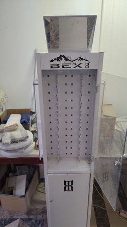 Professional LED Sunglass Display Cabinet – Retail Store Fixture