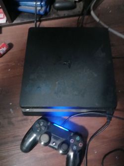 Ps4 with controller