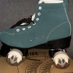 Roller skates 