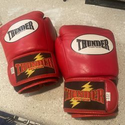 6 0z Youth Boxing Gloves