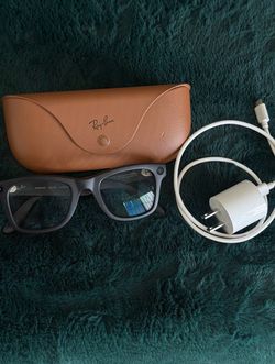 Ray-Ban Meta Glasses