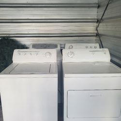Kenmore Washer And Dryer Set.