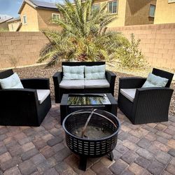 Backyard patio furniture , fire Pit barbecue pit, propane grill . 4 chair folding table . all in good shape, no damages . Only selling because Moving 