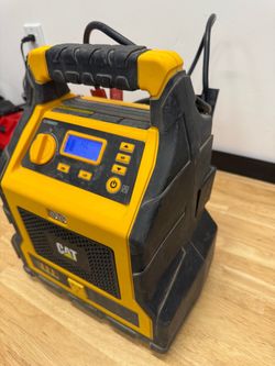 CAT Jump Starter with Air Compressor