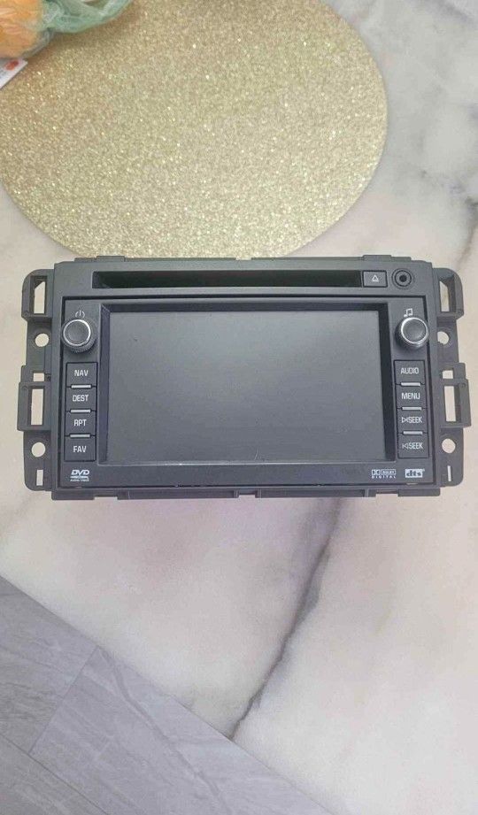 2009 GMC radio
