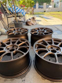 Volk Racing 17x9 & 17x9.5 5x114.3
