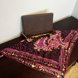 Louis Vuitton Silk Scarf 26’26 Size 