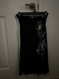 Cute short black tube top dress!