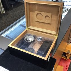 Hygrometer Humidor Cigar Box & Holder