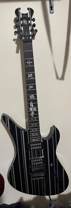 Schecter diamond series Synyster custom