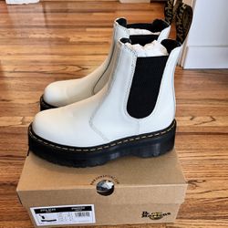 Doc Martens White Quad Boots Women’s Sz 8