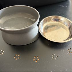 Cat food bowls