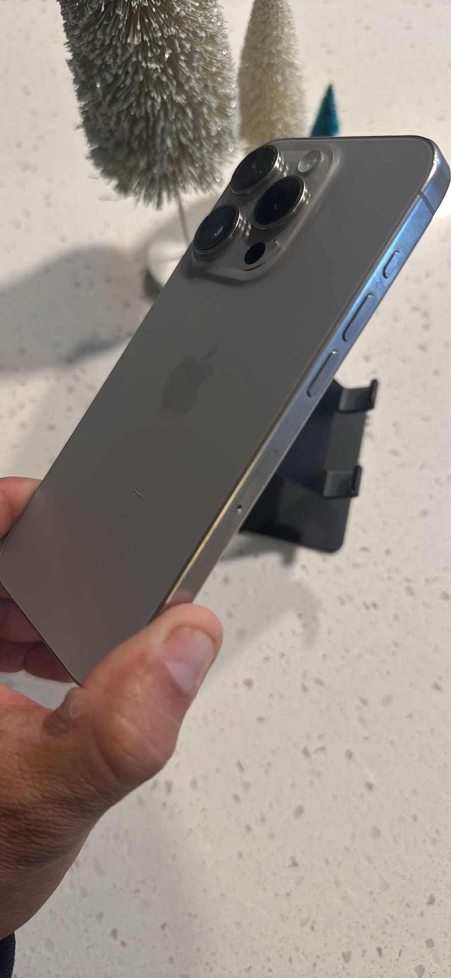 IPHONE 15 PRO WITH SIM TRADE 