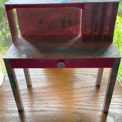 Barbie doll desk