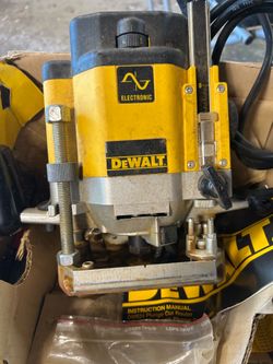 Dewalt 3 HP plunge router.