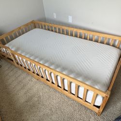 Wooden twin Sized Bed FREE MATTRESS Gently Used