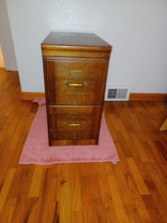 ANTIQUE 2 DRAWER SOLD OAK FILE CAB.