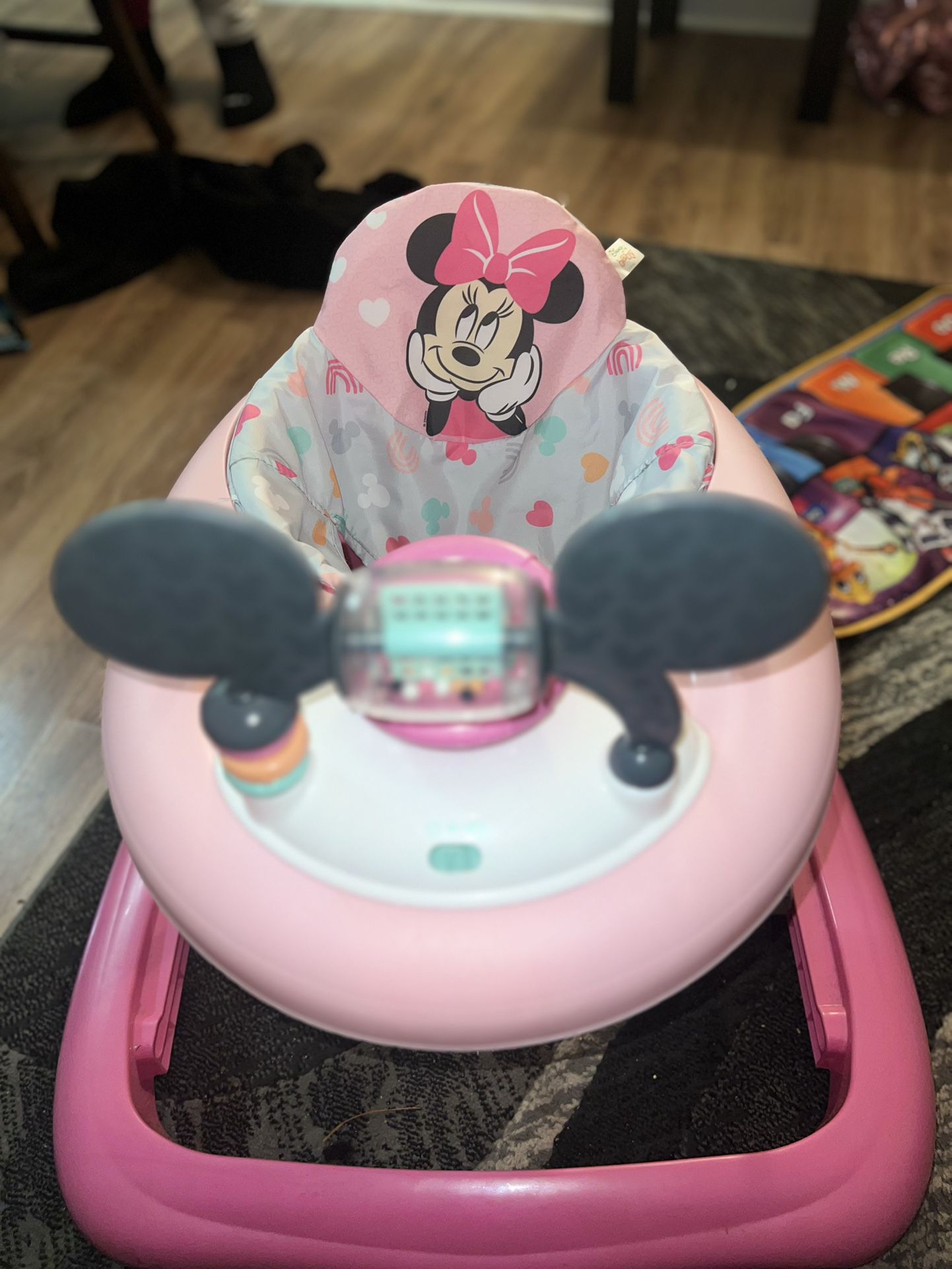 Minnie Mouse Walker