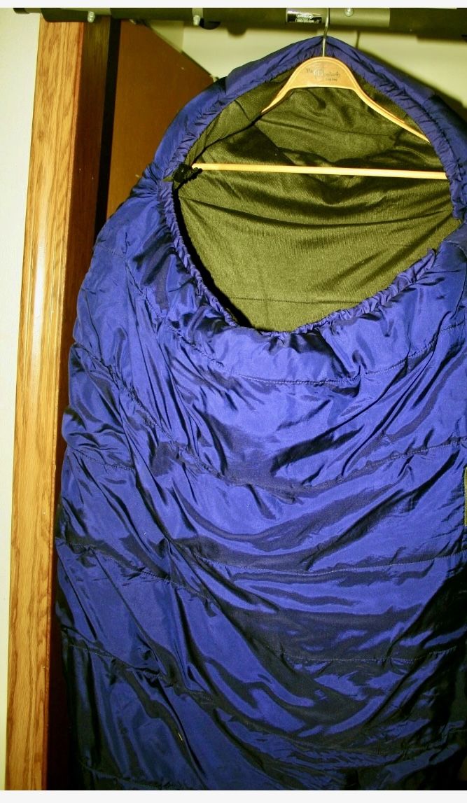 North Face mummy sleeping bag Polar Guard HV