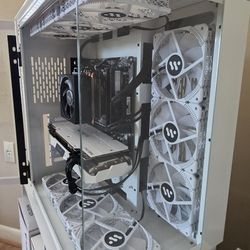 RYZEN 5 | RTX2070S | 16GB | WHITE RGB