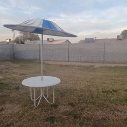 Metal Pool Umbrellas 