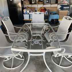 Patio Dining Set Table And 5 Sling Chairs
